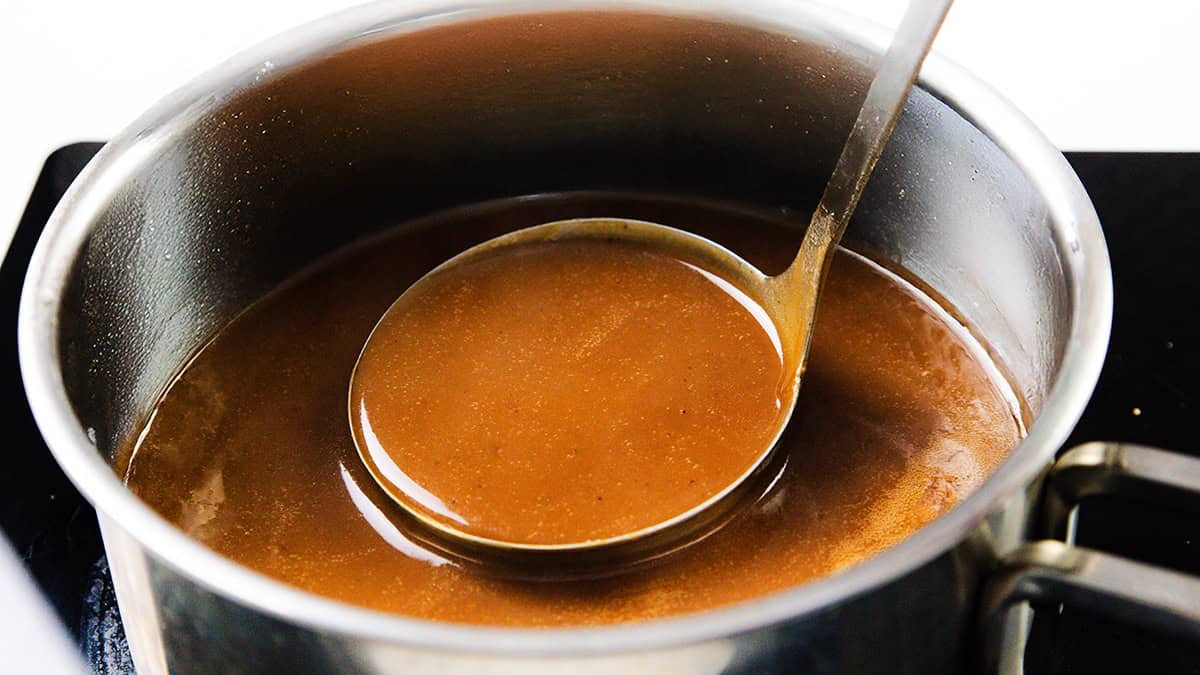 Rich Pork Gravy Without Drippings: Make Ahead for Pure Flavor